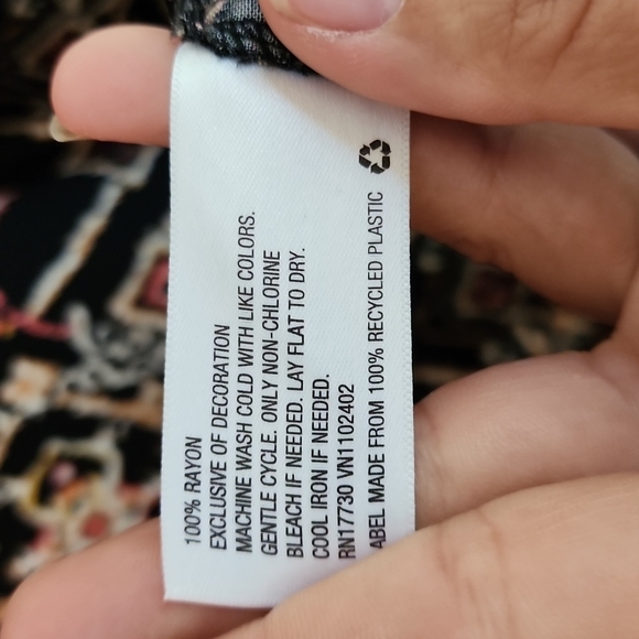 Long sleeve dress - Picture 7 of 7